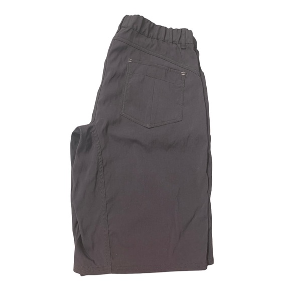 Mountain Equipment Women’s Size 14 Black Stretch Shorts with Button and Zipper - Picture 8 of 10